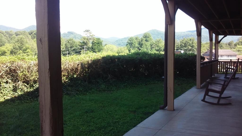 Budgetel Inn & Suites Dillard Εξωτερικό φωτογραφία